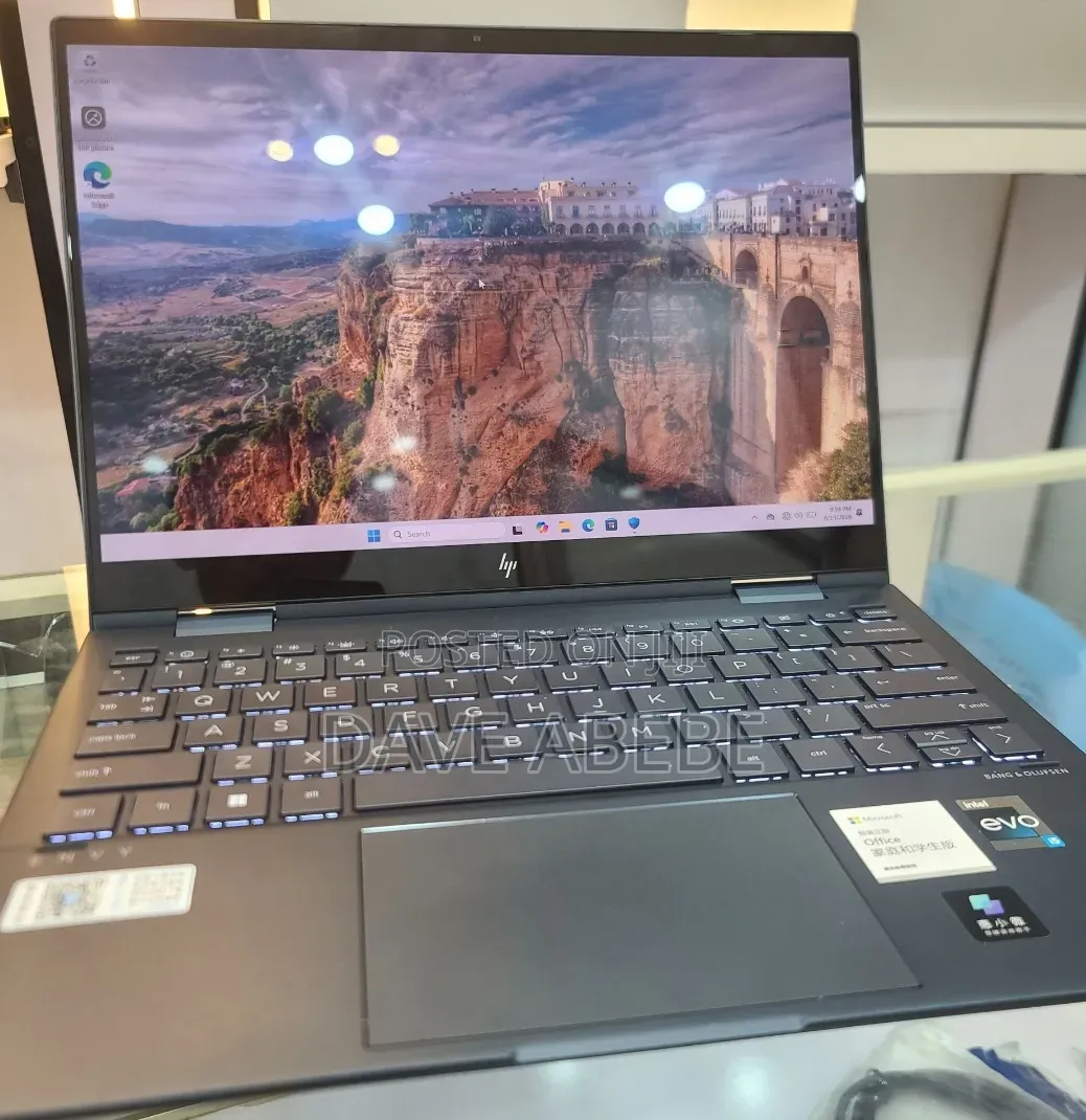 New Laptop HP Envy X360 16GB Intel Core i5 SSD 512GB