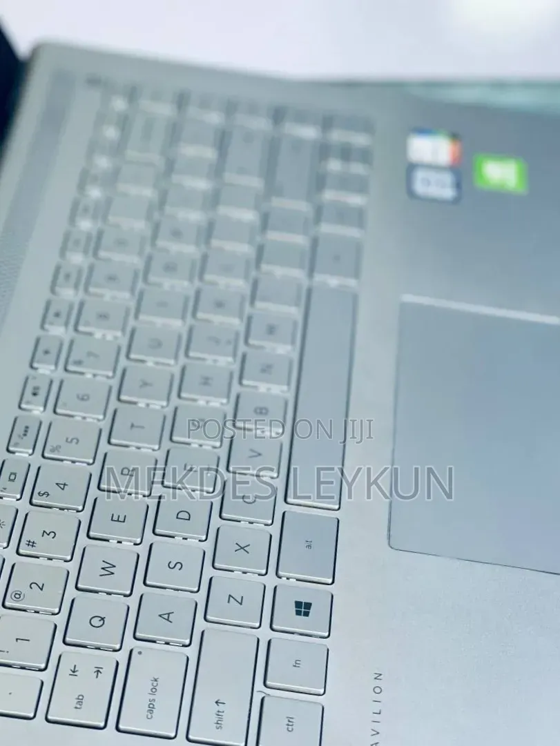New Laptop HP Pavilion 15 16GB Intel Core i7 SSD 512GB