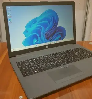 New Laptop HP Stream Notebook 8GB Intel Core i7 SSD 1T