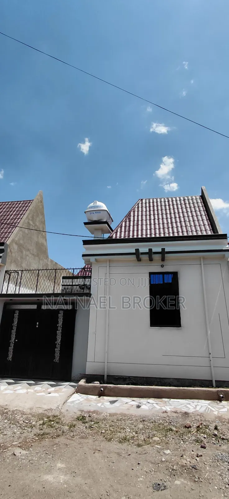 Furnished 4bdrm House in ዱከም, East Shewa for sale