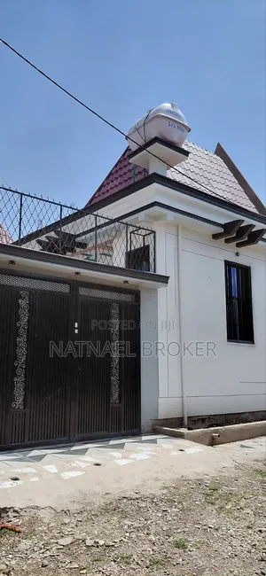Furnished 4bdrm House in ዱከም, East Shewa for sale