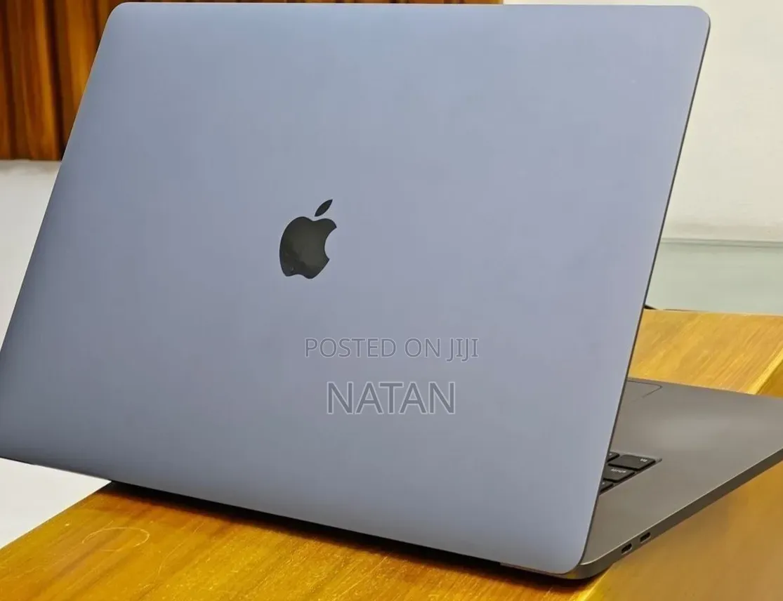 New Laptop Apple MacBook Pro 2019 16GB Intel Core i7 SSD 512GB