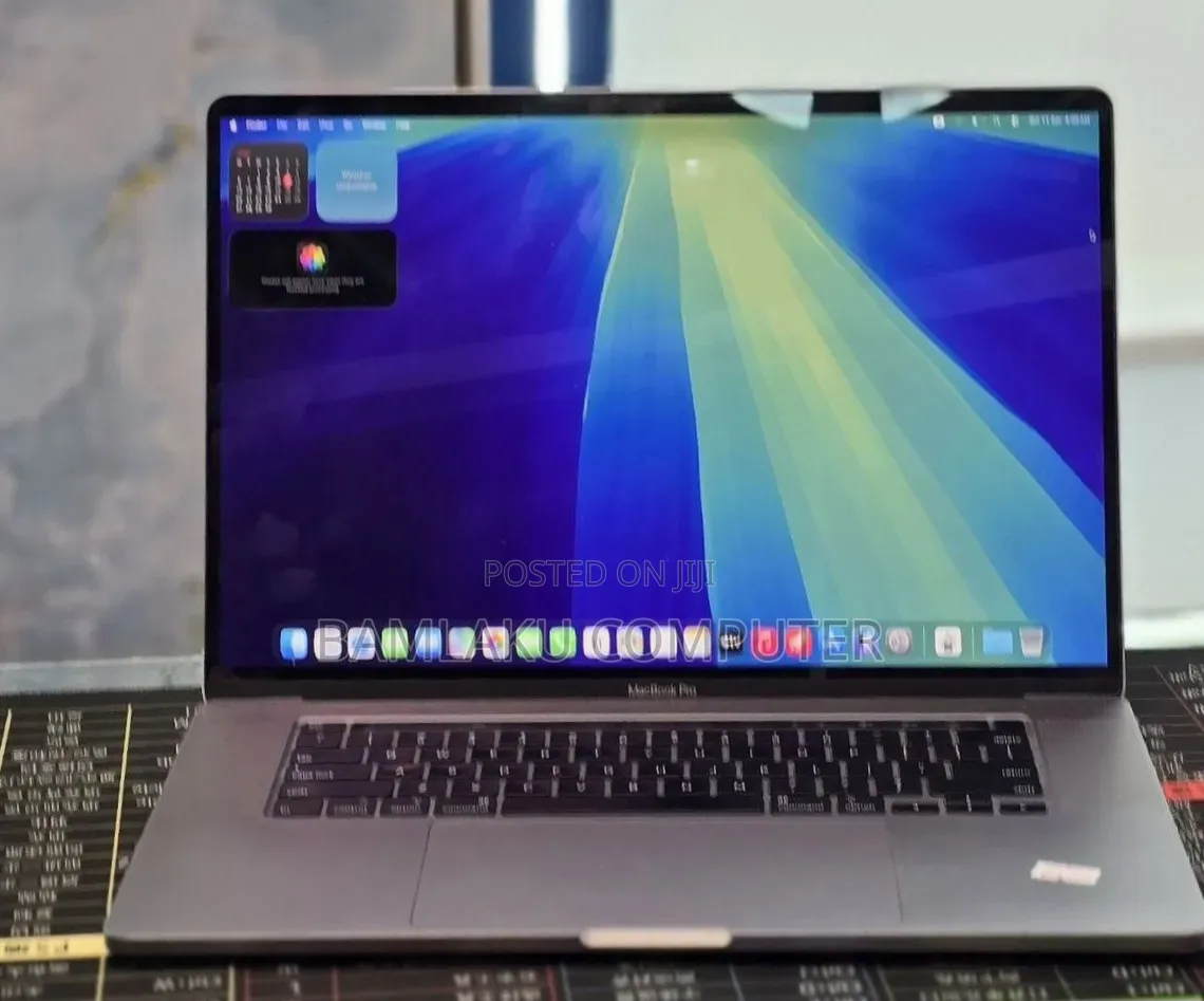 New Laptop Apple MacBook Pro 2019 16GB Intel Core i9 SSD 2T