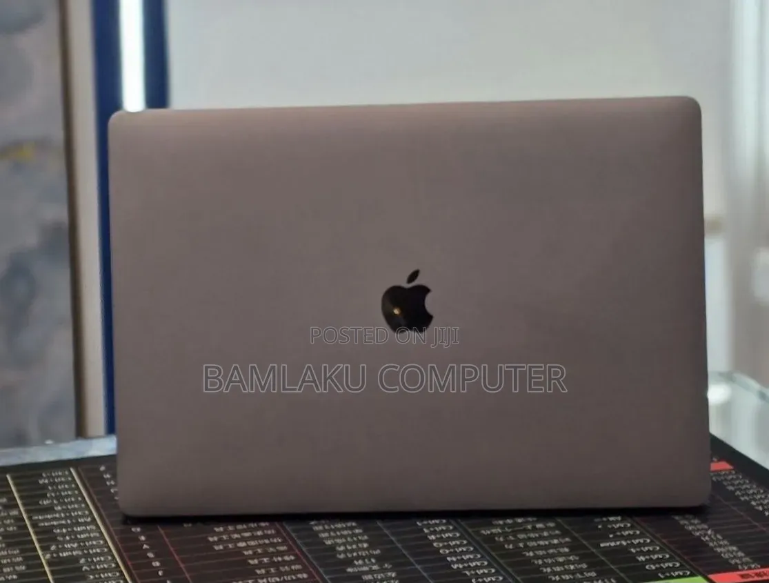New Laptop Apple MacBook Pro 2019 16GB Intel Core i9 SSD 2T