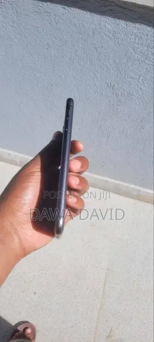 Apple iPhone 11 128 GB Black