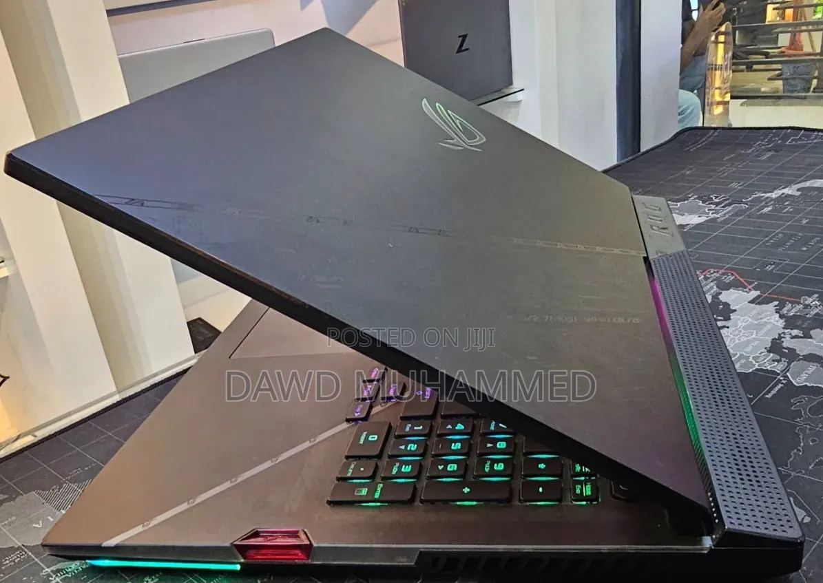 New Laptop Asus ROG Strix G15 16GB Intel Core i9 SSD 1T