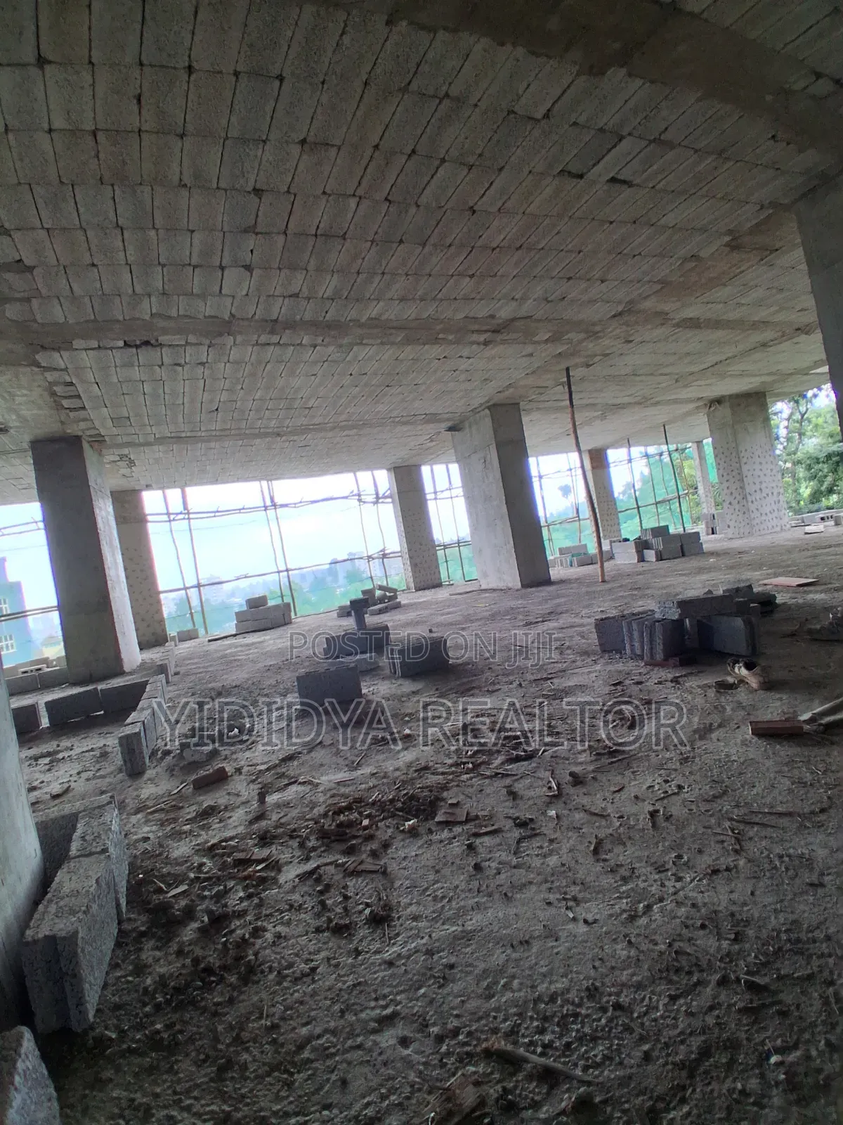 3bdrm Apartment in ኤማሮሻ ሪልስቴት, Arada for sale