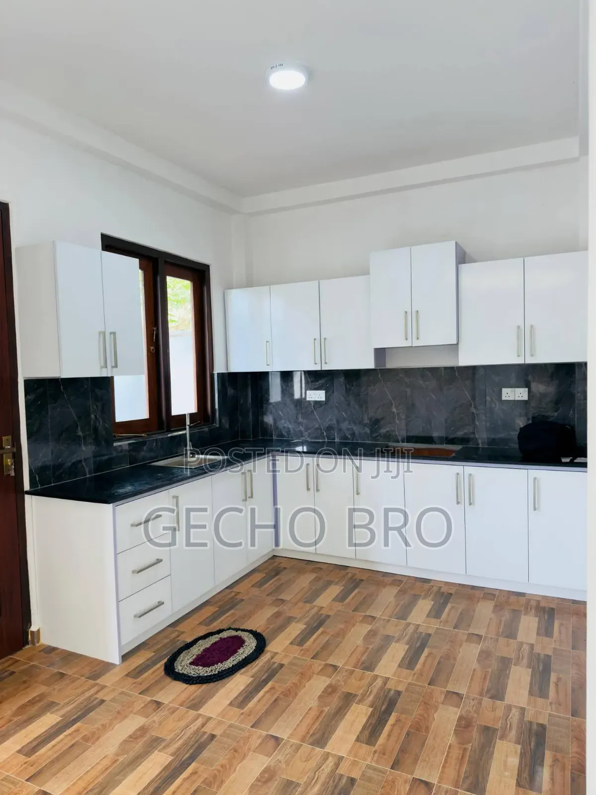 4bdrm Villa in Bole for sale