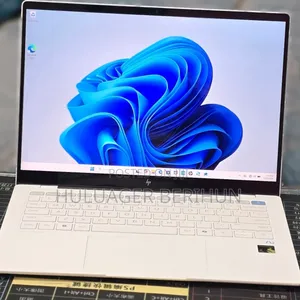 New Laptop HP OmniBook X Flip 14" 16GB Intel Core i7 SSD 1T