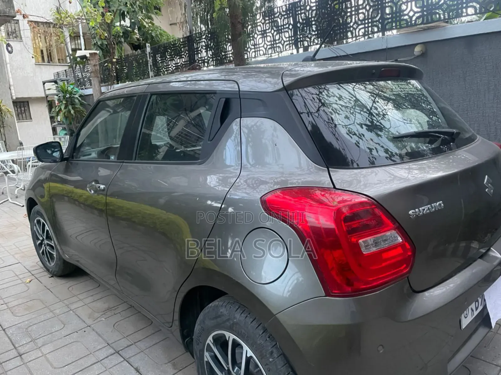 Suzuki Swift 2021 Gray