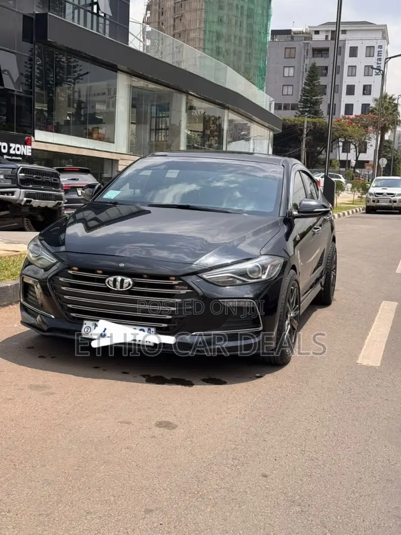 Hyundai Avante 2017 Black