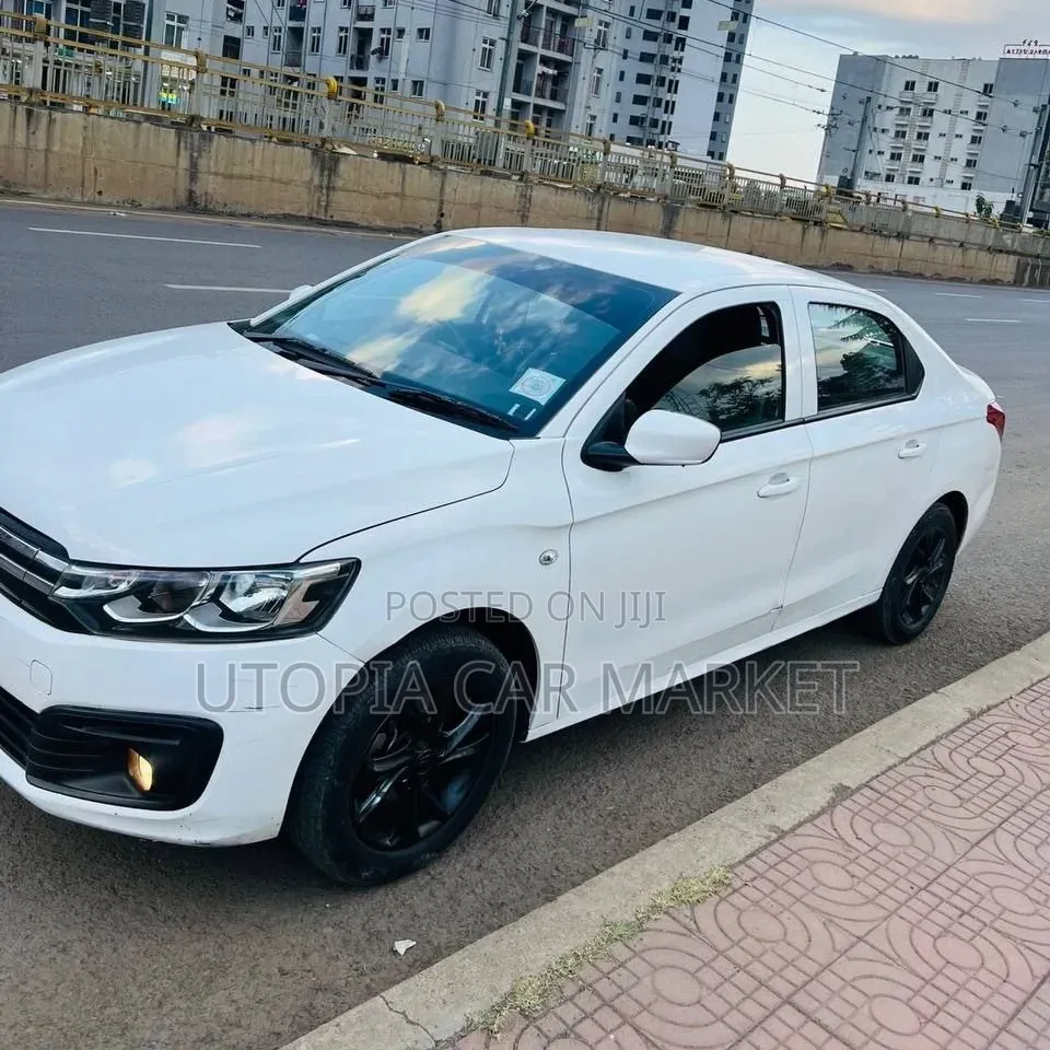 Dongfeng EV EX1 33 kW FWD 2023