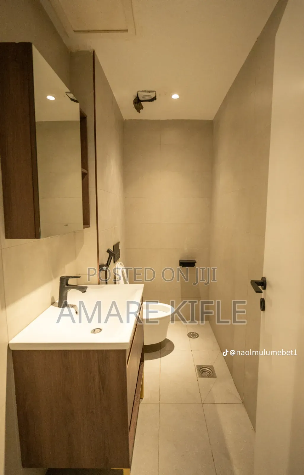 Furnished 4bdrm Apartment in Horra Real Estate, Kirkos for sale