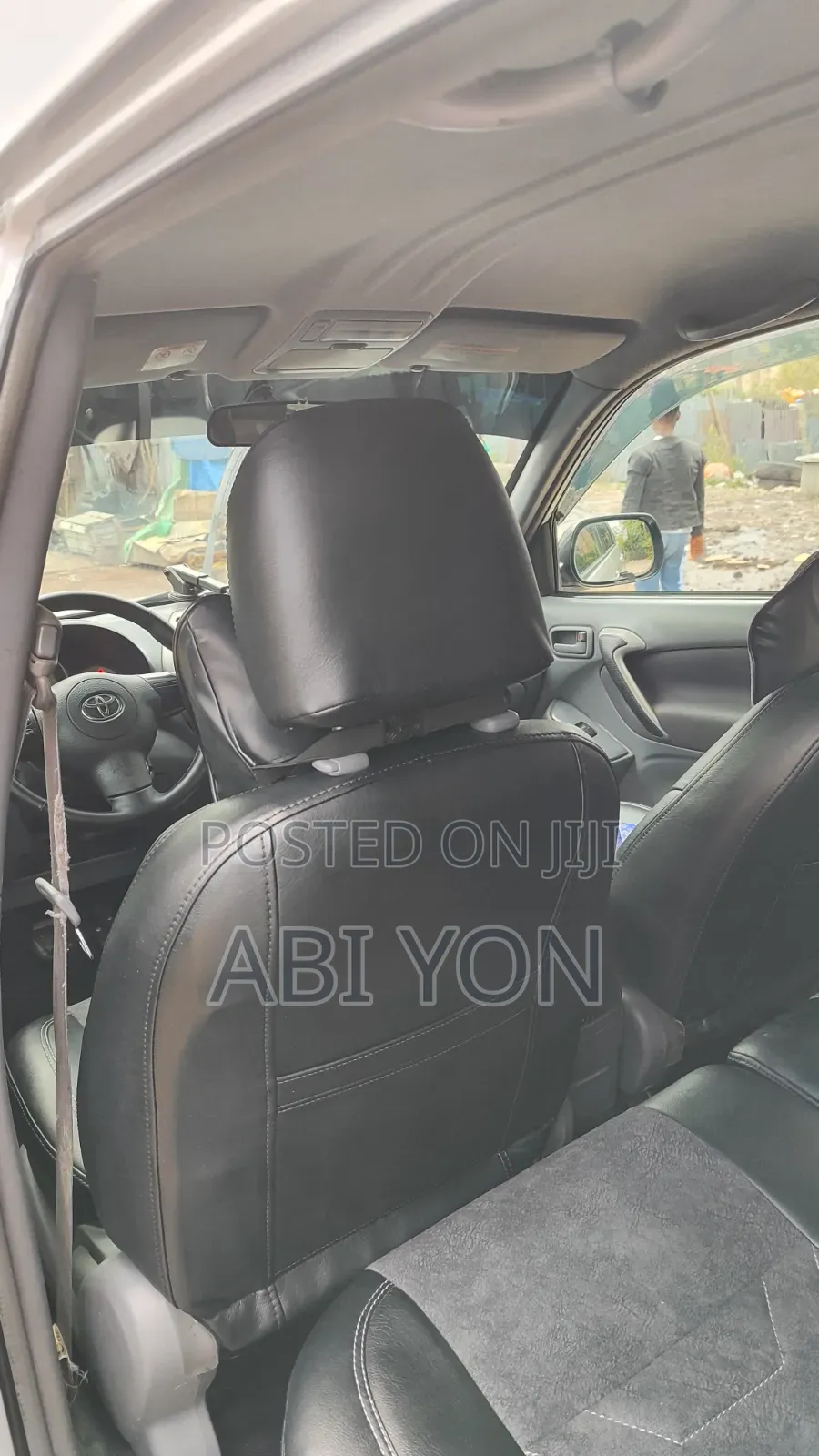 Toyota RAV4 Base AWD 2001 Gray
