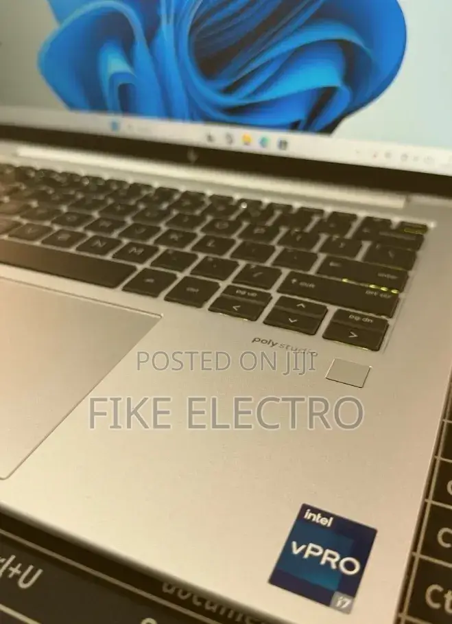 New Laptop HP EliteBook 840 G10 16GB Intel Core i7 SSD 512GB