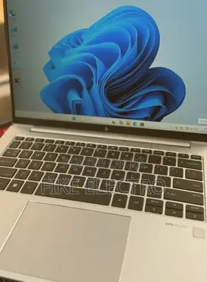 New Laptop HP EliteBook 840 G10 16GB Intel Core i7 SSD 512GB