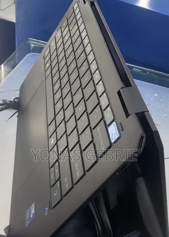 New Laptop HP OmniBook 5 14" 16GB Intel Core Ultra 7 SSD 1T