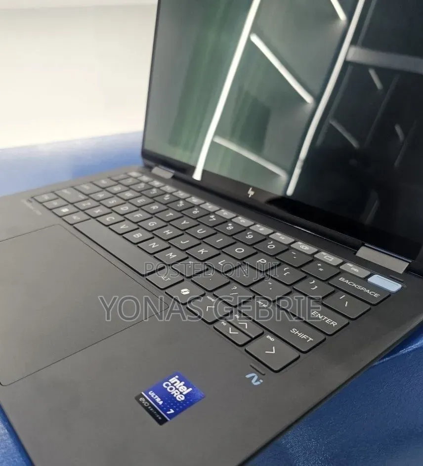 New Laptop HP OmniBook 5 14" 16GB Intel Core Ultra 7 SSD 1T