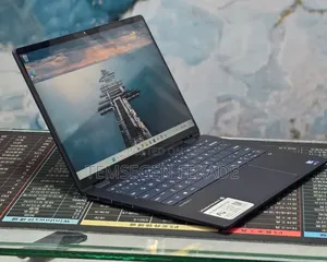 New Laptop HP OmniBook X Flip 14" 16GB Intel Core Ultra 7 SSD 1T
