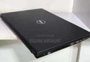 New Laptop Dell Vostro 15 3000 4GB Intel Core i5 HDD 500GB