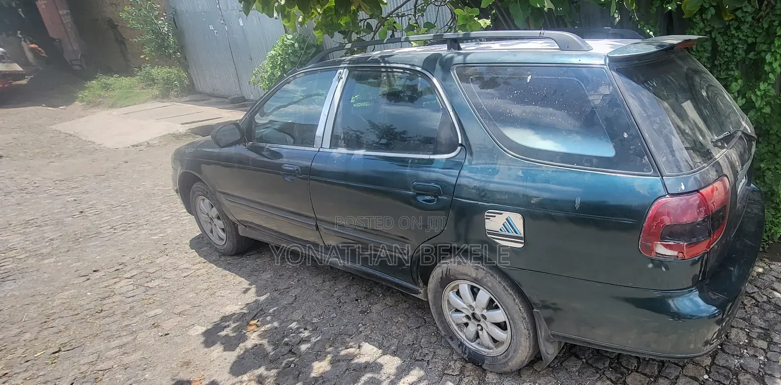 Suzuki Esteem 2000 Green
