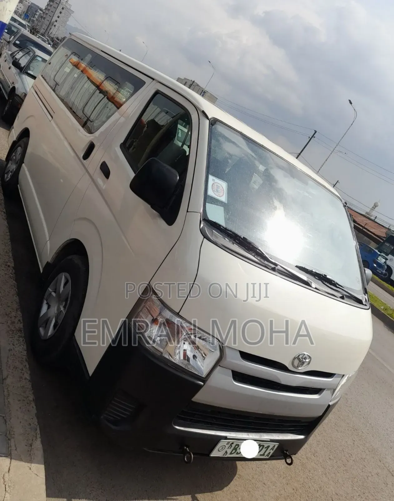 Toyota Grand HiAce 2020 White