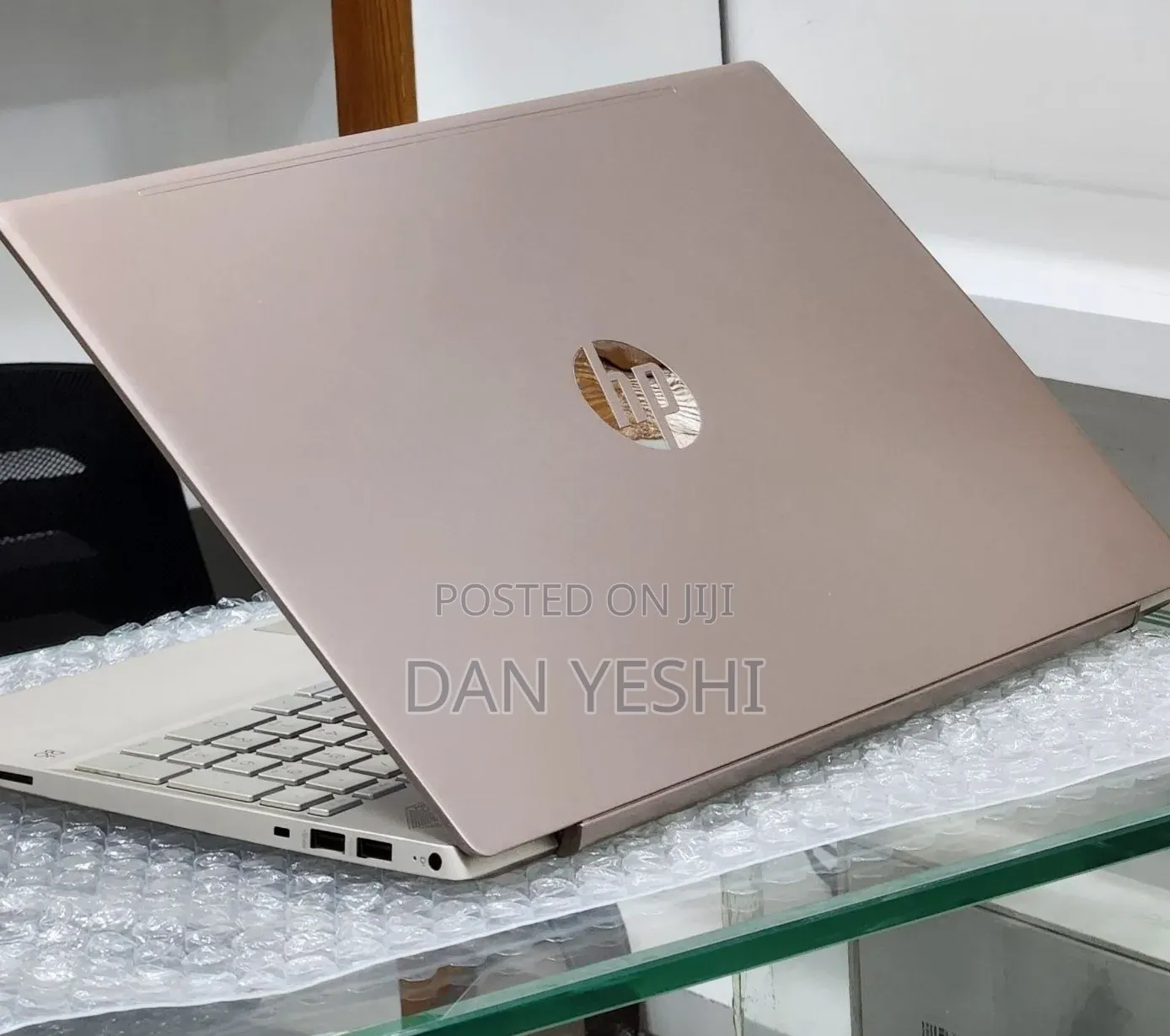 New Laptop HP Pavilion 15 8GB Intel Core i5 SSD 512GB