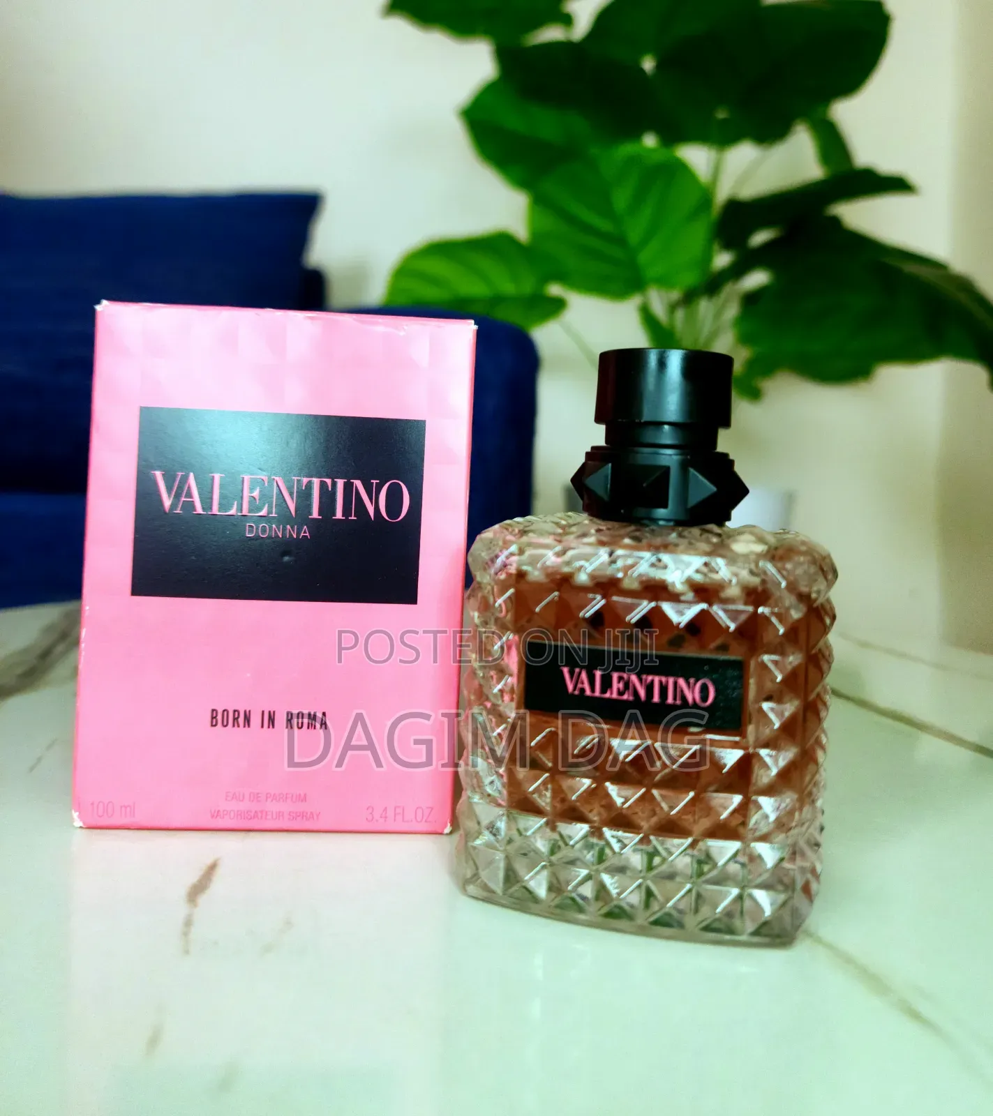 Valentino Donna Born in Roma