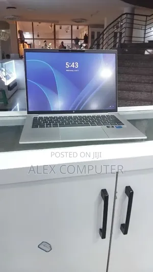 New Laptop HP EliteBook 840 G9 16GB Intel Core i5 SSD 512GB
