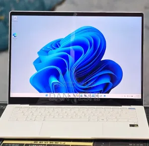 New Laptop HP OmniBook X Flip 14" 16GB Intel Core i7 SSD 1T