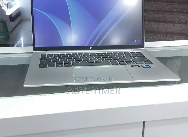 New Laptop HP EliteBook 840 16GB Intel Core i5 SSD 512GB