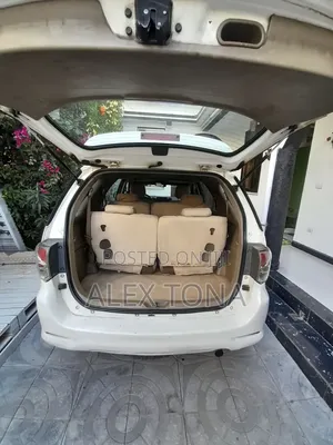 Toyota Fortuner 2013 White