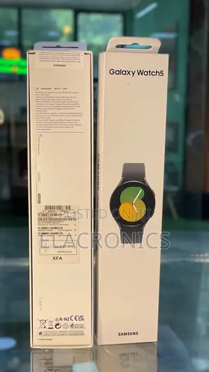 Samsung⁠ Galaxy Watch5 40mm Lte Smartwatch Graphite
