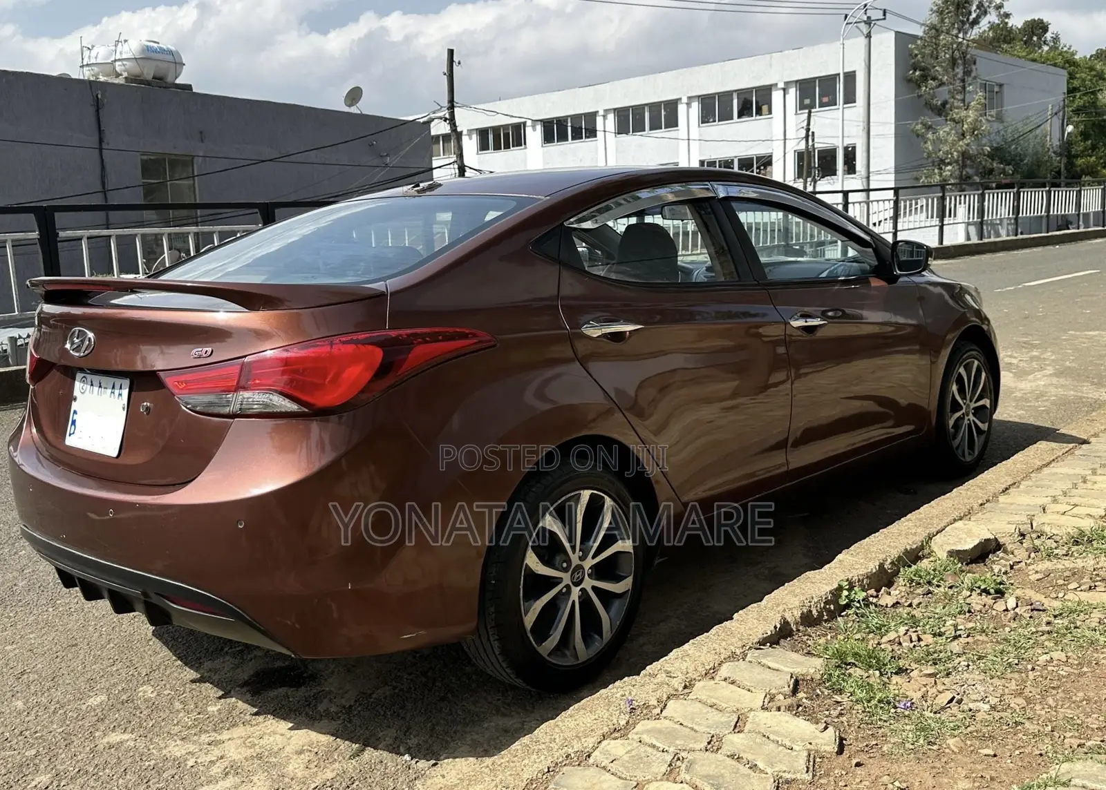 Hyundai Avante 2013 Burgundy
