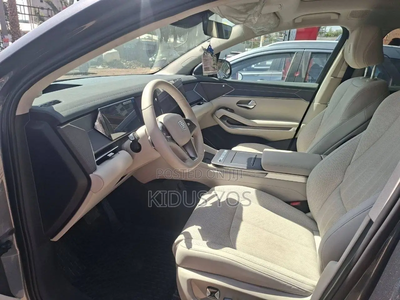 BYD Tang EV 2025 Black