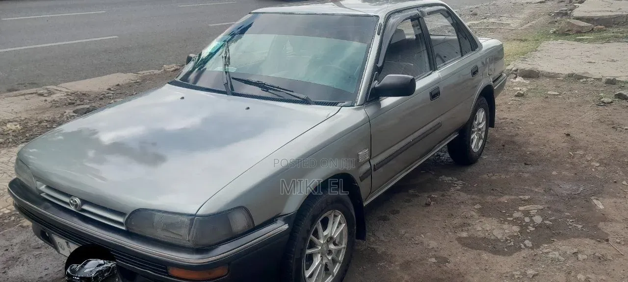 Toyota Corolla 1.3 Hatchback 1991 Gray
