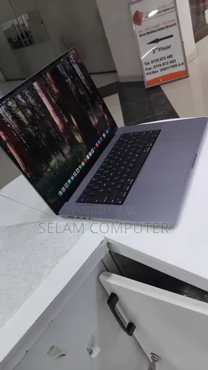 New Laptop Apple MacBook Pro 2019 64GB Apple M1 Pro SSD 1T