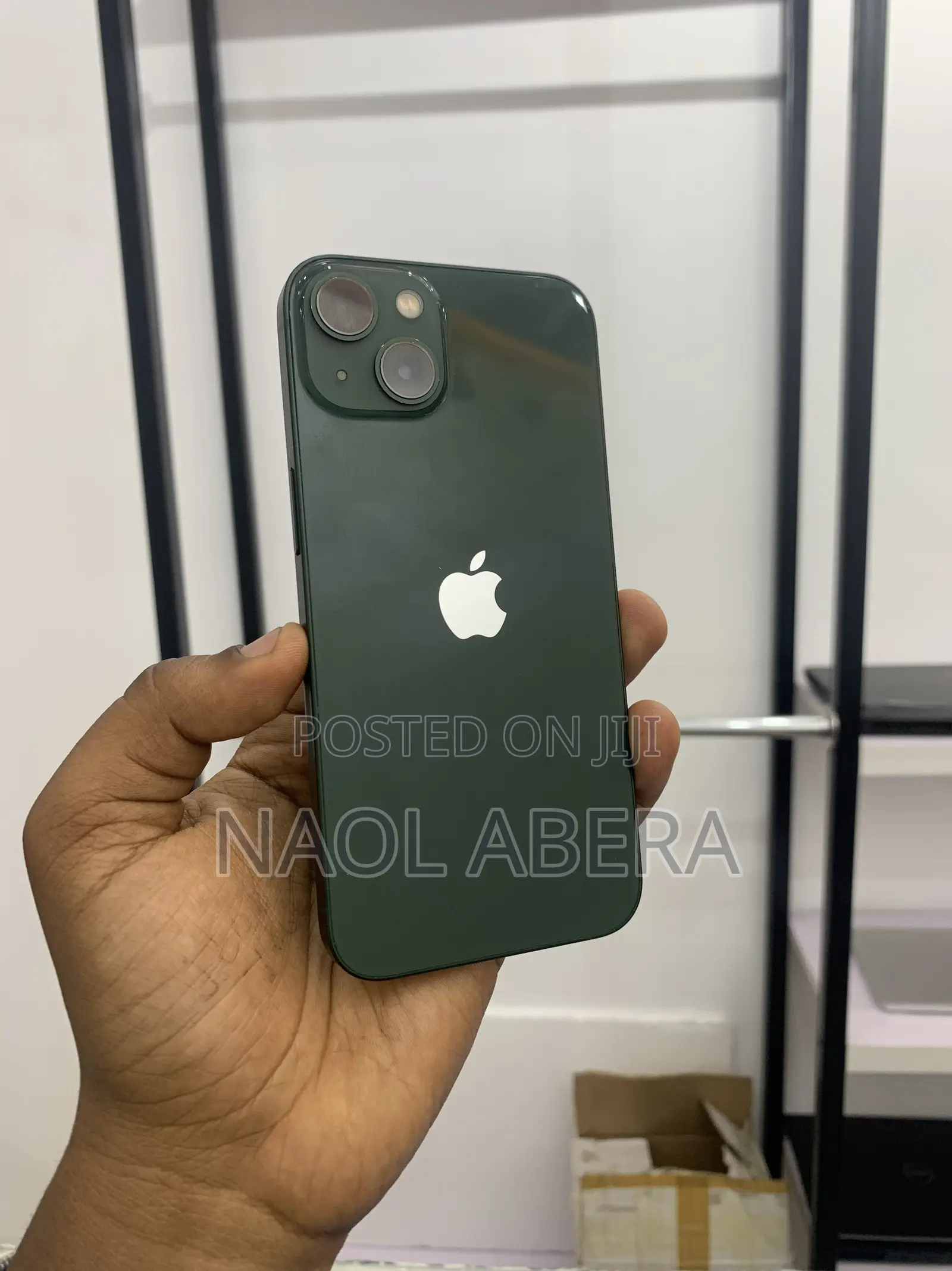 New Apple iPhone 13 128 GB Green
