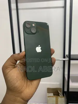 New Apple iPhone 13 128 GB Green