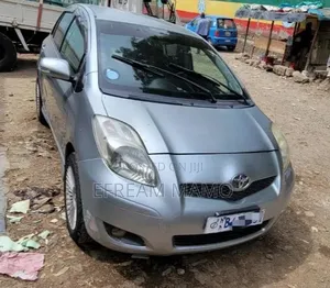 Toyota Yaris 2010