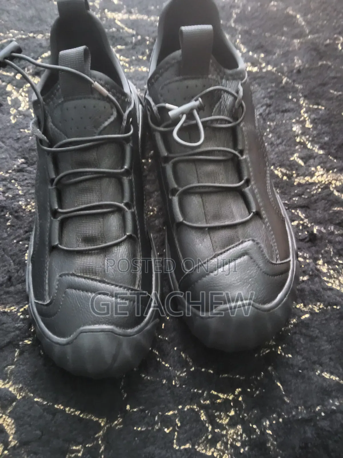 Man's Shoes