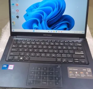 New Laptop Asus VivoBook 15 X505BA 16GB Intel Core i5 SSD 512GB