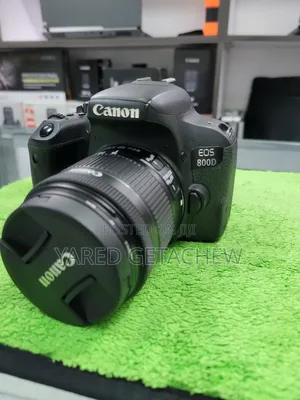 Canon 800d