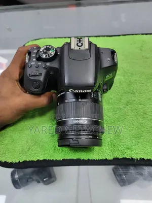 Canon 800d