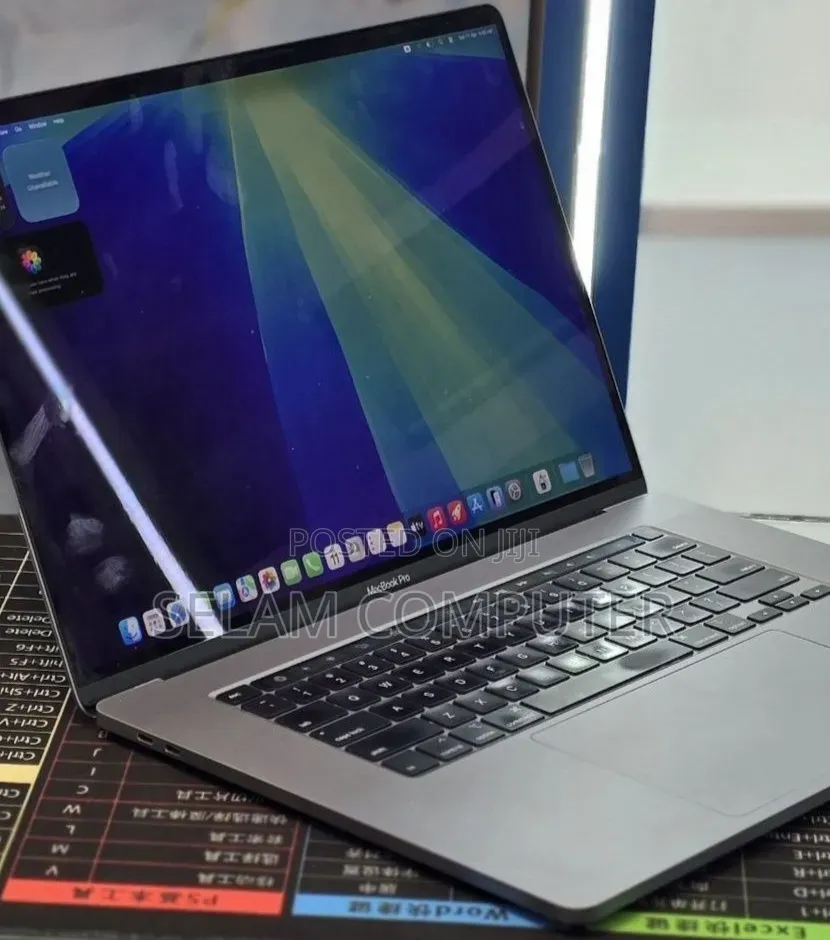 New Laptop Apple MacBook Pro 2019 16GB Intel Core i9 SSD 2T