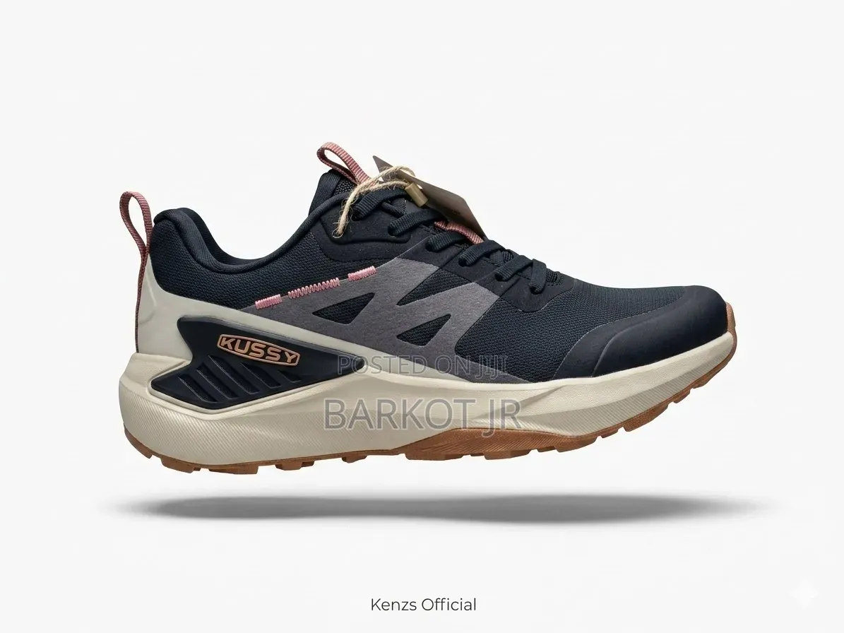 Kussy Brand Hiking Shoes