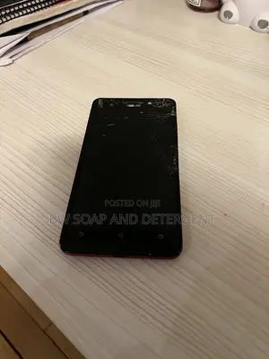 Asus ZenFone Ares ZS572KL 128 GB Red
