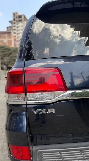 Toyota Land Cruiser 2017 Black