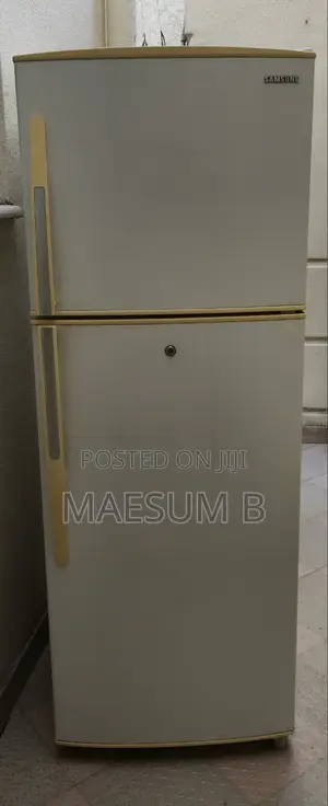 Refrigerator ፍሪጅ