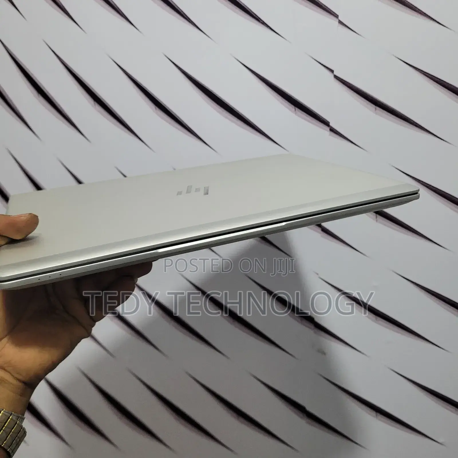 New Laptop HP EliteBook 830 G5 16GB Intel Core i5 SSD 512GB